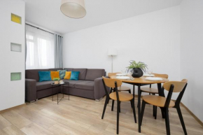 Modern Apartment near Airport Warsaw Włochy by Noclegi Renters